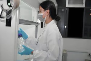 防磁型RFID危化品柜對(duì)存放金屬試劑有干擾嗎？