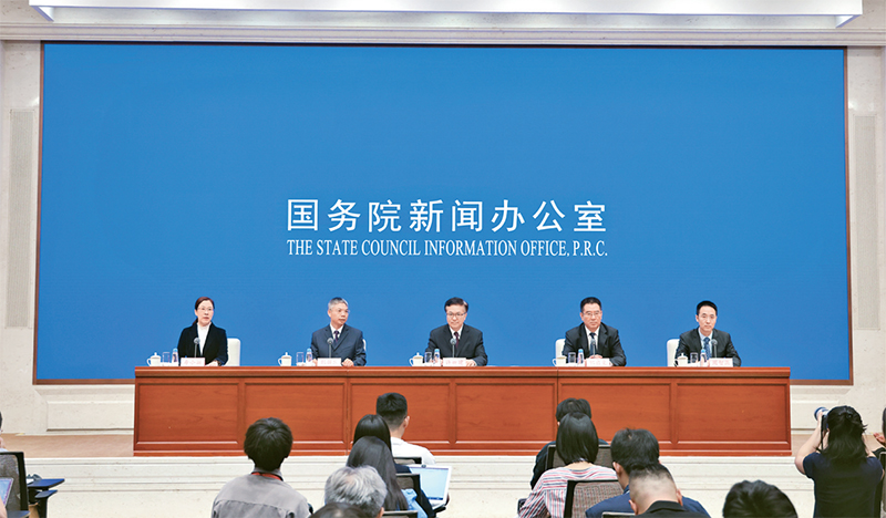 從“618”到長安的荔枝,破局“內(nèi)卷式”競爭!看RFID如何撐起快遞下半場 2 从“618”到长安的荔枝,破局“内卷式”竞争!看RFID如何撑起快递下半场(images 2)