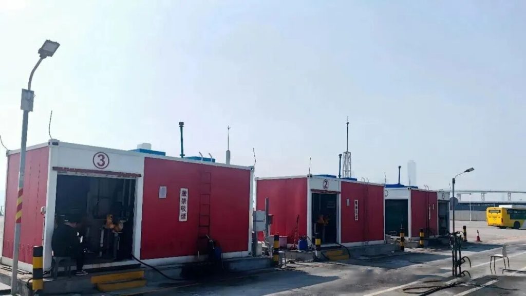 澳門公交車加油迎來新規(guī)則,RFID一刷就識別車輛身份無需人工 1 澳门公交车加油迎来新规则,RFID一刷就识别车辆身份无需人工(images 1)