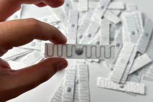 RFID洗衣標(biāo)簽——安裝與使用